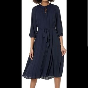 BNWT Nanette Navy Dress